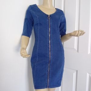 NEW  Iris Denim Blue Full Zipper Front Fit…